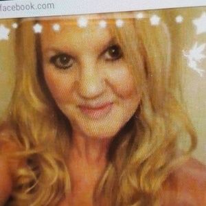 Meet your Posher, Elissa